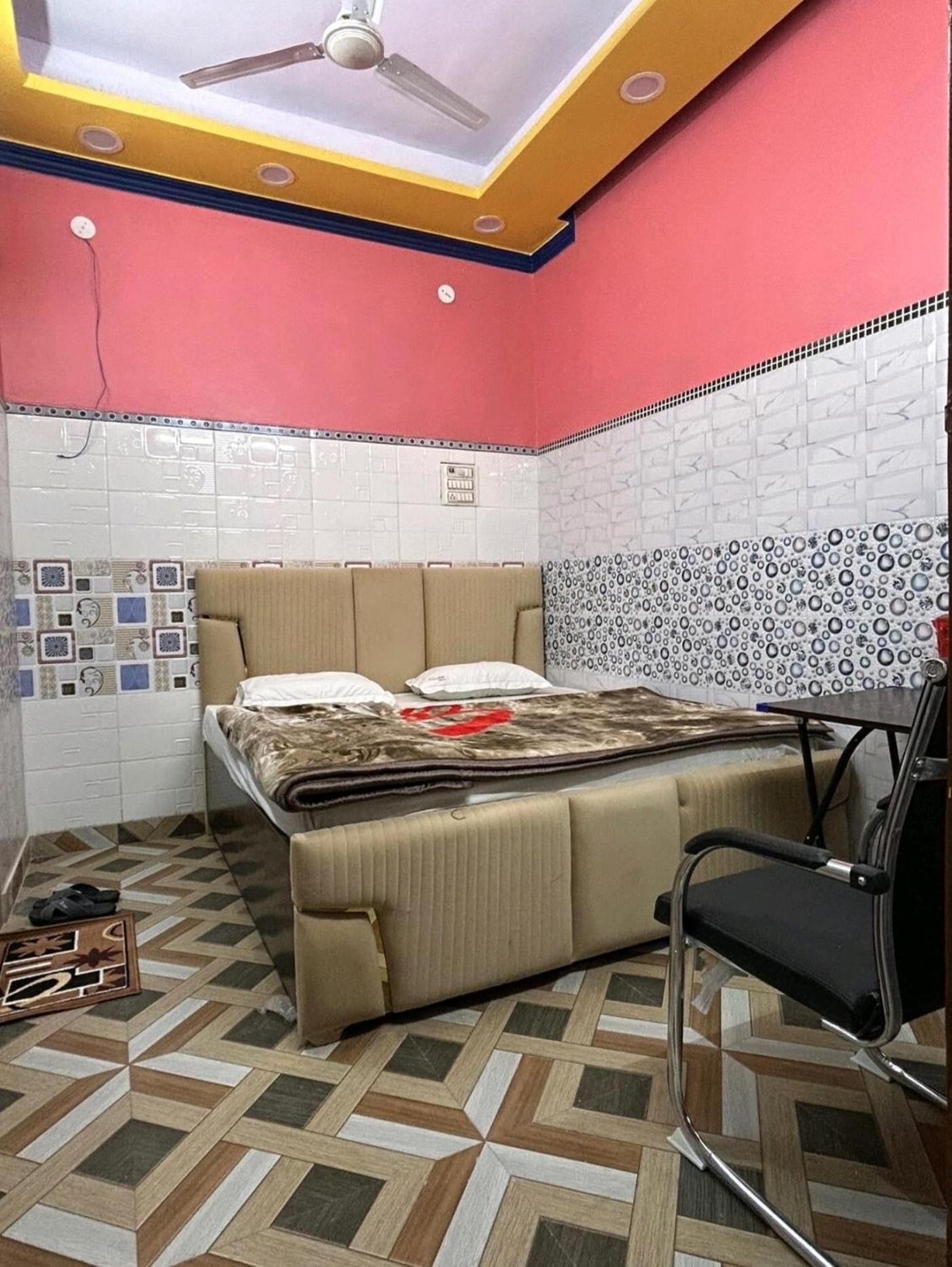 Hotel Jaipur Palace Új-Delhi Kültér fotó